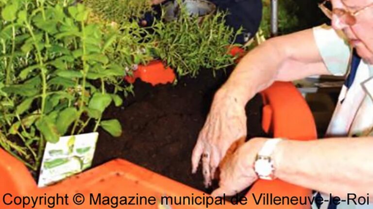 CCAS Villeneuve-le-Roy soutient le jardin des senteurs de la Résidence Jean-Rostand